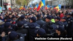 Stranka Šor podržava grupaciju koja sebe naziva Pokret za narod, koja je ranije ove godine i prošle organizovala antivladine demonstracije u Kišinjevu, fotografija sa protesta u oktobru 2022.