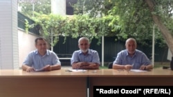 Раҳбарияти ҲНИТ ба баргузории нишаст омода буданд