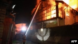 У Павлограді внаслідок атаки БпЛА виникла пожежа на території підприємства. Фото ілюстративне 