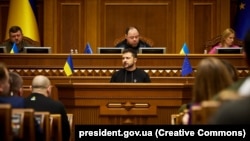 Володимир Зеленський вважає призначення Малюка головою СБУ «абсолютно правильним» і «виправданим».