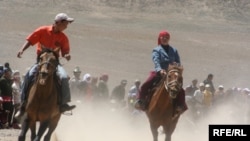 Мургабдагы ат чабыш,19-июль, 2009.