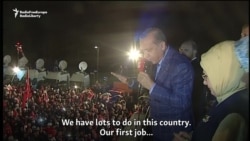Turkey's Erdogan Claims Victory, Backs Reinstating Death Penalty