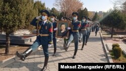  Мар Байжиевди акыркы сапарга узатуу учуру. 