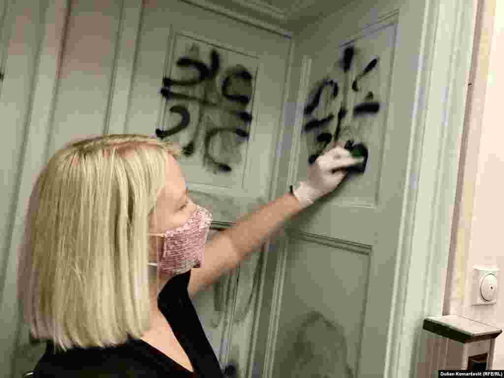 ... i prionuli na posao.