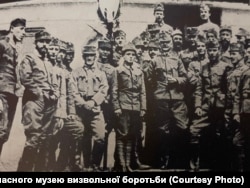 Софія Галечко зі старшинами УСС