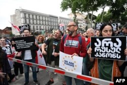 تفلیس، سوم مه