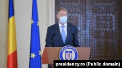 Klaus Iohannis susține că abia acum reformele pot fi făcute, pentru că există, în sfârșit, un guvern cu o „largă majoritate” în Parlament.
