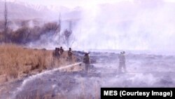 Боом капчыгайында жайгашкан Көк-Мойнок-2 айылындагы өрттү өчүрүү учуру. 25-март, 2022-жыл.