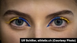 Ці стрілки – моя ще одна можливість показати, що я з України й ми продовжуємо боротися.