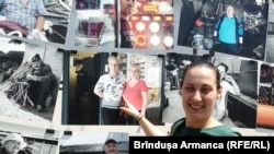 O intervenție culturală organizată de Asociația Documentor cu proiectul ROD Festival a adus bucurie piețarilor din târgul de vechituri din cartierul timișorean Mehala.