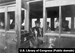 Japanski vojnici u Tokiju početkom 1900-ih godina