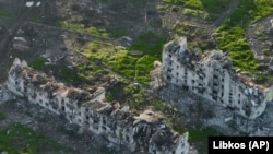 Так Мар’їнка виглядає з дрона. 11 травня 2023 року