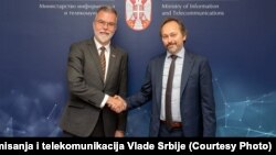 Ministar informisanja i telekomunikacija u Vladi Srbije Dejan Ristić sa šefom Delegacije EU u Srbiji Emanuelom Žiofreom, Beograd, 1. jul 2024.