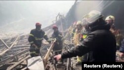 Красногорск. "Крокус Ситинин" талкаланган имаратынан каза тапкандарды жана дайынсыз жоголгондорду издөө учуру. 