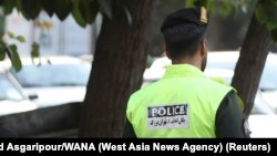 Ирандын полиция кызматкери.