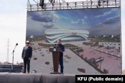 Жаңы стадионго капсула салуу салтанаты. 30-август, 2023-жыл. Стадион үчүн Ороктон 20,78 гектар жер тилкеси бөлүнгөн.