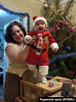 Михаїл Панкін разом з мамою Іриною. Фото – з архівів родини