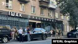 Фото з місця обшуків Кирила Тимошенка