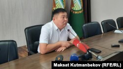 Алмазбек Сокеев.