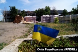 Початок відбудови