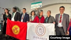 Айтолгон Боронбаева. Брюссель.