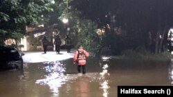 Spasilačke ekipe u akciji, Nova Škotska, Kanada, 21. juli