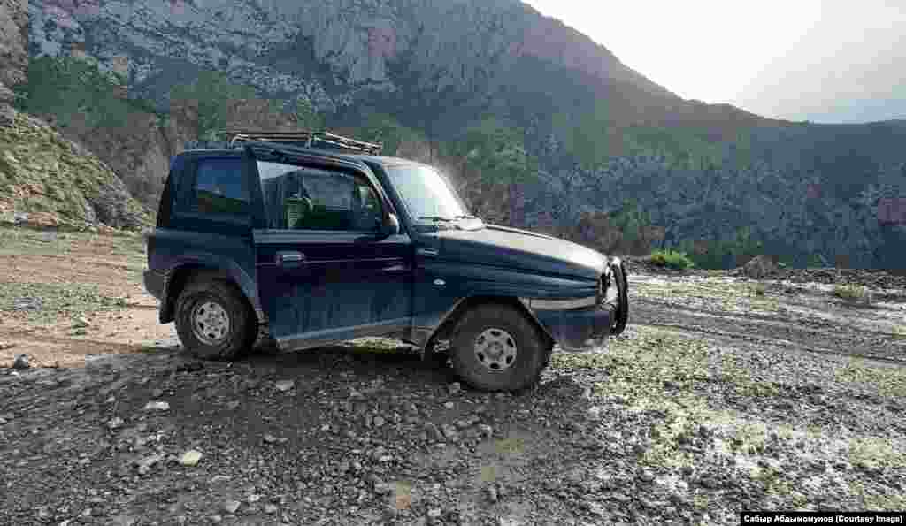 Керевшин капчыгайындагы эс алуучуларды тейлеген машине&nbsp;