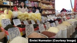 На одном из рынков Бишкека, март 2023 г.