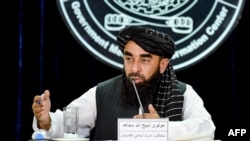 Talibanski glasnogovornik Zabihullah Mujahid na konferenciji za novinare u u Kabulu, 30. juna 2024.