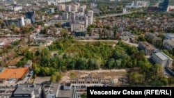 Vedere de sus a terenului fostului Stadion Republican din Chișinău.