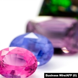 Gurë të çmuar opal.