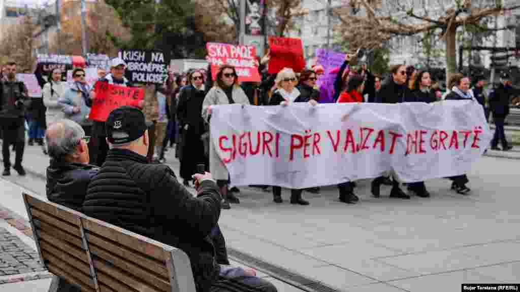 Kosovska policija je u izveštaju od 11. marta navela da istražuje slučaj koji je opisala kao &quot;nestanak žrtve sa Kosova&quot;.