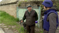 'Ku mund të shkoj me dhinë time?’: Ukrainasit afër vijës së parë të frontit 