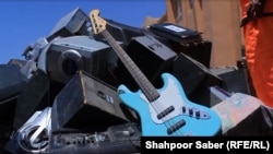 Paljenje muzičkih instrumenata i opreme u provinciji Herat, Afganistan