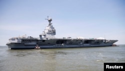 Ovaj nosač aviona najnovije generacije ima pogon od dva nuklearna reaktora s četiri osovine. Dug je 332,84 metra, širok 40,84 metra, dok mu je širina pilotne palube 78,03 metra.