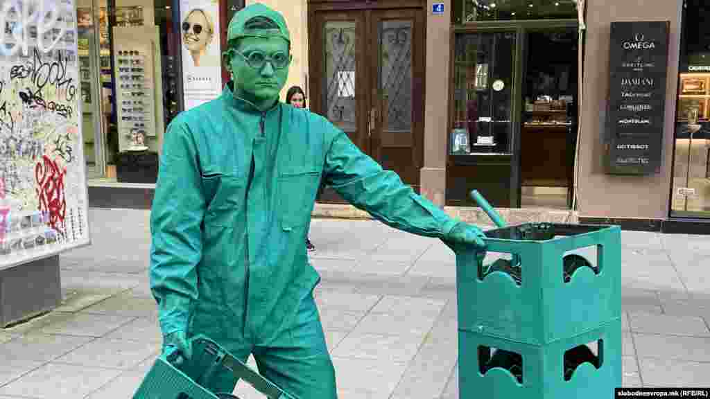 &bdquo;Зеленото&ldquo; момче со својот акт.