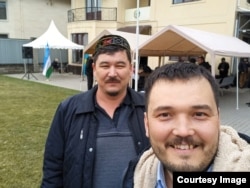 Акылбек Муратов (справа) и Кошкарбай Торемуратов в 2022 году.