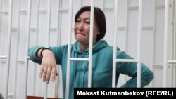 Активист Зарина Төрөкулова Бишкектин Биринчи май райондук сотунда. 29-ноябрь, 2023-жыл.