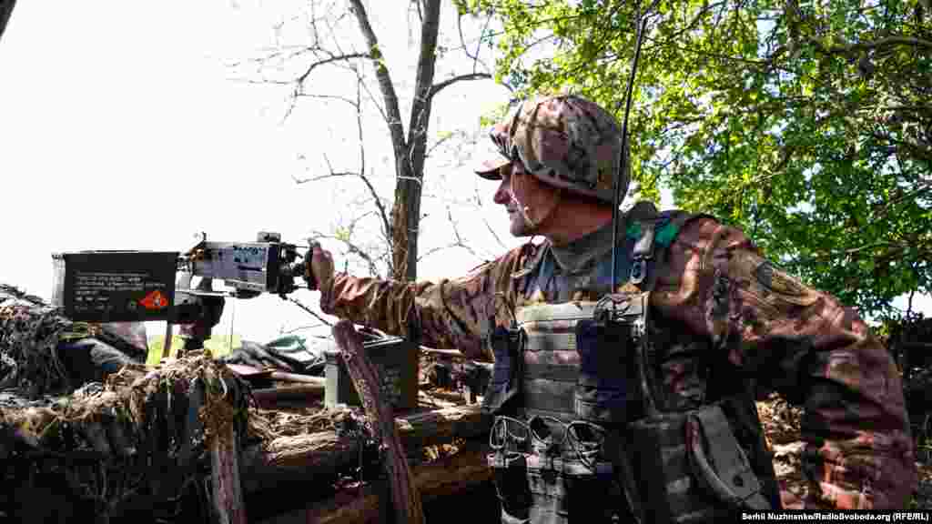 Prije ruske invazije Volodimir (49) je radio na gradilištu u Varšavi. &quot;Trebamo pomoć - zdrave dečke koji se sada, nažalost, skrivaju [od služenja vojnog roka]. Bilo bi me sram da se tako ponašam.&nbsp;Oni imaju svoje živote, a ja sam izabrao svoj.&quot;