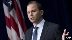 Ben Rhodes Washingtonban 2013. december 9-én