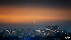 Ракета, запущена з Бєлгородської області Росії, летить у напрямку Харкова, 7 січня 2024 року