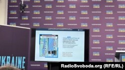 «Щоб уникнути встановленої процедури введення житлового будинку в експлуатацію, видавались довідки, у яких вказувалися завідомо неправдиві дані про те, що будинки побудовані ще до 1991 року», – Сухачов