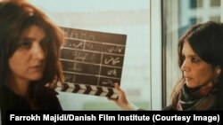 ملک‌جهان خزاعی و شهره آغداشلو در پشت صحنه فیلم «رها»