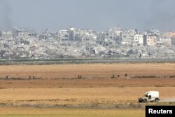 Izraelski vojnici šetaju blizu granice sa Gazom u Izraelu, 10. decembra