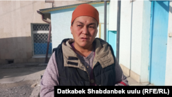 Нааргүл Эргешова каза болгон жоокер Руслан Эрменбаевдин апасы. 7-декабрь, 2023-жыл.