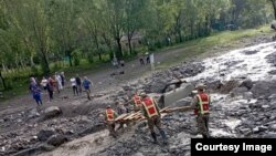 Абшыр-Ата эс алуу жайынан адамдарды куткаруу иштери. 29-июнь, 2024-жыл.