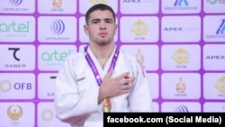 Абубакр Шеров. Акс аз бойгонӣ