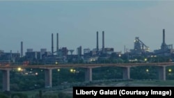 De un an de zile, Furnalul 5, singurul funcțional din cel mai mare combinat siderurgic din sud-estul Europei, nu produce nimic, deși statul român a finanțat operațiunile cu 292 milioane de euro pentru repornirea sa.