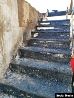 Эсентурдун Баш-Кайыңды айылындагы өрттөнүп кеткен үйү.