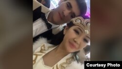 Салават Ушуров менен Азиза Акунова былтыр баш кошкон